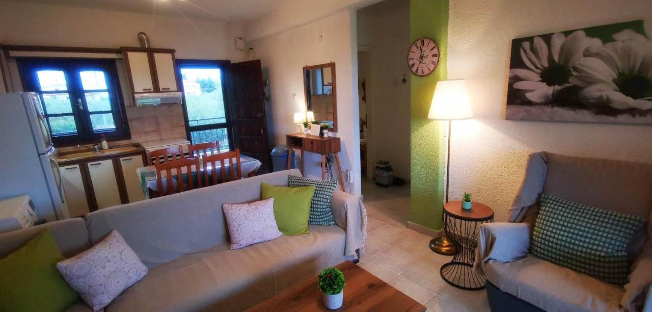 Golden Summer Apartment Néa Fókaia Esterno foto